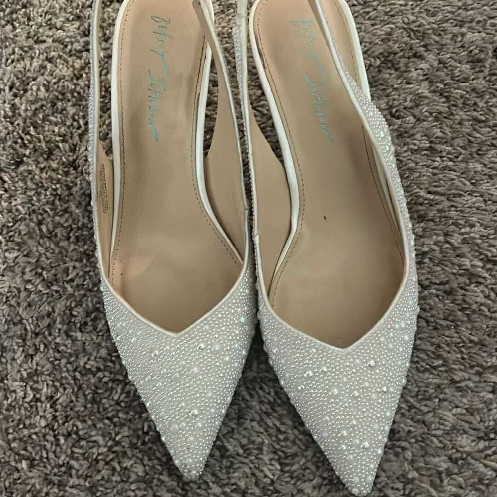 Betsey Johnson Sparkling White Slingback Heels